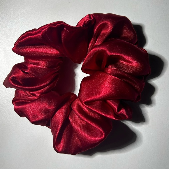 Red Hand-sewn Silk Scrunchie - Picture 1 of 3